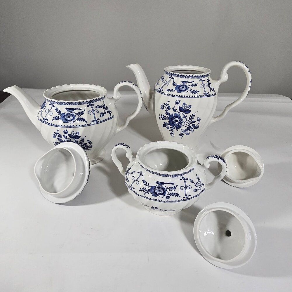 Johnson Bros Indie Blue Tea Coffee Pot Creamer Sugar Pitcher Porcelain Set - Picture 3 of 14